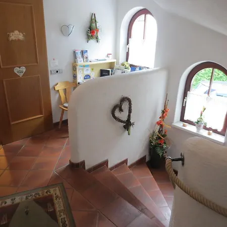 Alpenhaeusl Guest house *