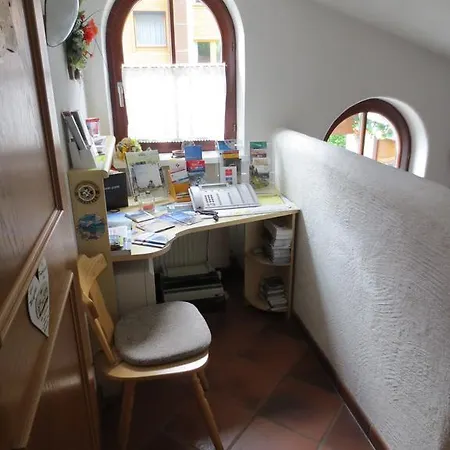 Alpenhaeusl 게스트하우스 *